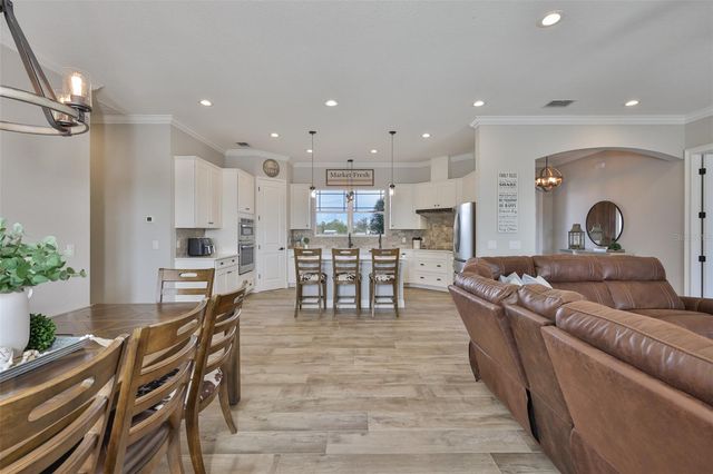 7510 LITHIA PINECREST ROAD, Lithia, FL 33547