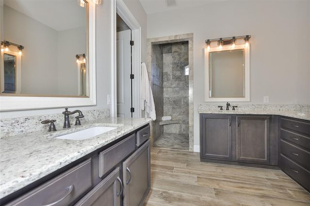 7510 LITHIA PINECREST ROAD, Lithia, FL 33547