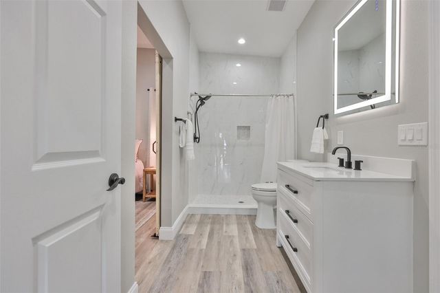 7510 LITHIA PINECREST ROAD, Lithia, FL 33547