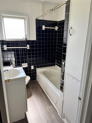 7510 LITHIA PINECREST ROAD, Lithia, FL 33547