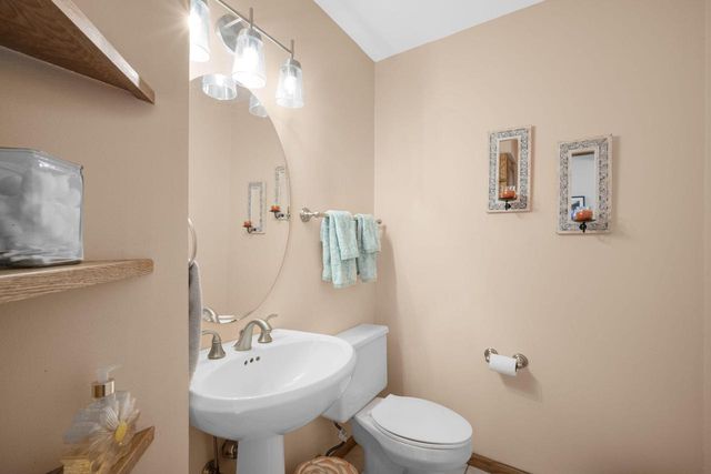 2819 Killarney COURT, West Bend, WI 53095