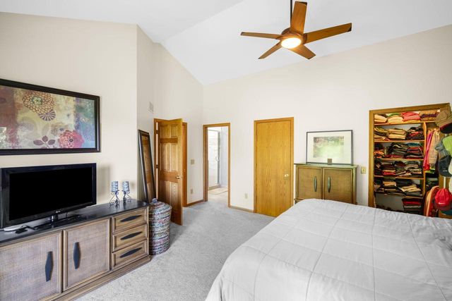 2819 Killarney COURT, West Bend, WI 53095