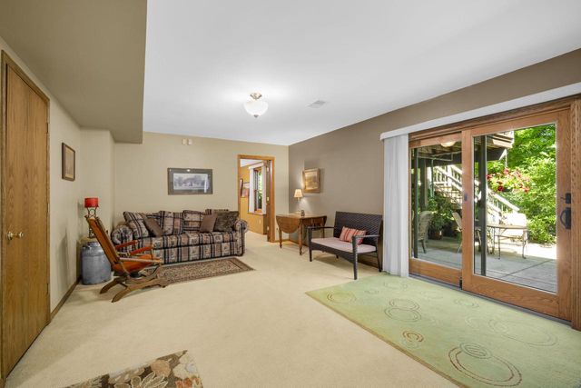 2819 Killarney COURT, West Bend, WI 53095