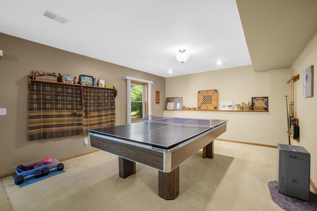 2819 Killarney COURT, West Bend, WI 53095
