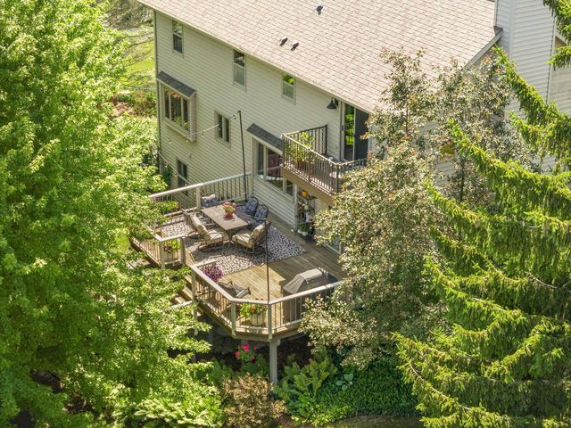 2819 Killarney COURT, West Bend, WI 53095
