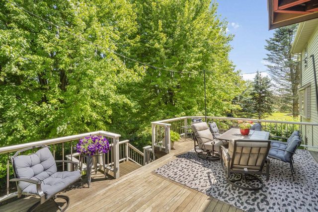 2819 Killarney COURT, West Bend, WI 53095
