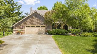 2819 Killarney COURT, West Bend, WI 53095