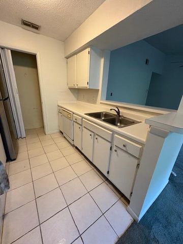 815 W Boynton Beach Boulevard 10-203, Boynton Beach, FL 33426