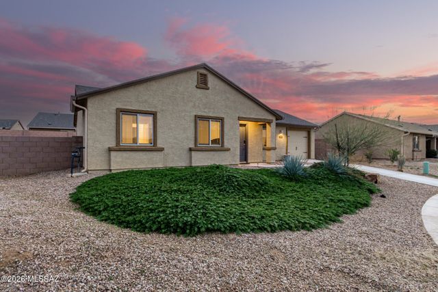 7043 S Draper Road, Tucson, AZ 85757