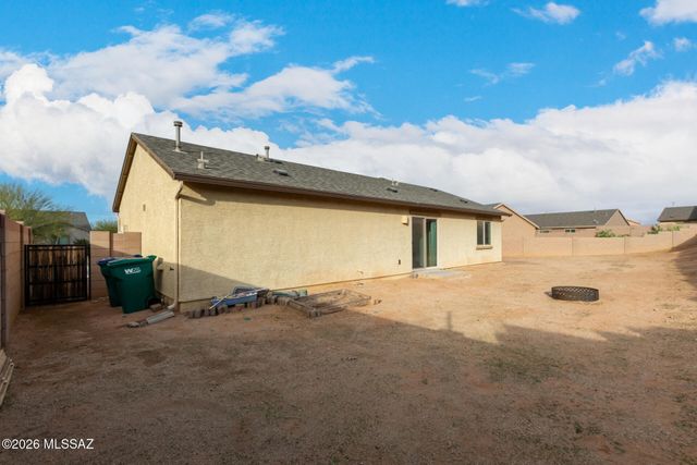 7043 S Draper Road, Tucson, AZ 85757