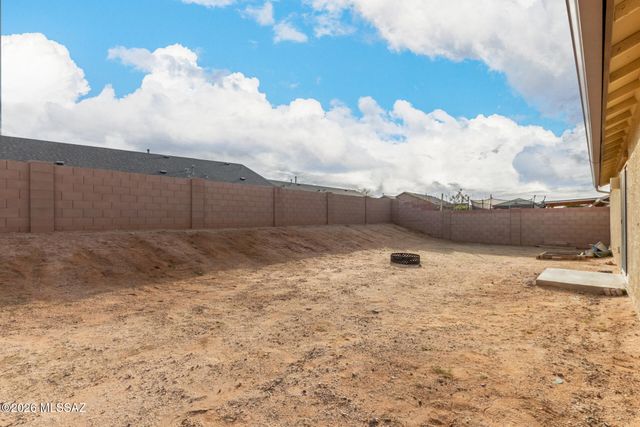 7043 S Draper Road, Tucson, AZ 85757