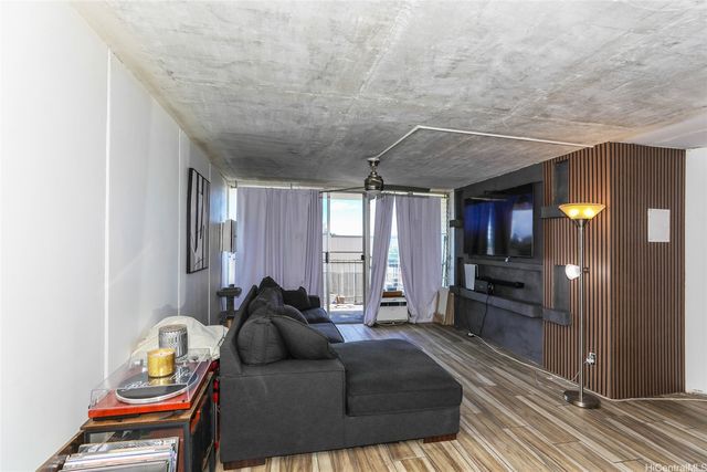 95-2057 Waikalani Place C405, Mililani, HI 96789