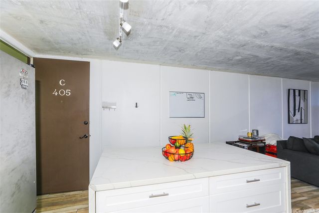 95-2057 Waikalani Place C405, Mililani, HI 96789