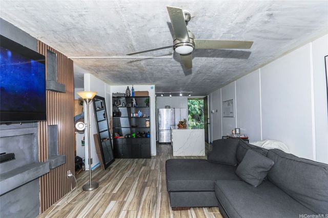 95-2057 Waikalani Place C405, Mililani, HI 96789