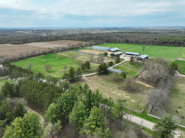 8206 Bull Valley Road, Bull Valley, IL 60098