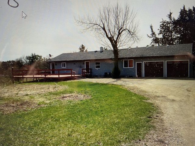 8206 Bull Valley Road, Bull Valley, IL 60098