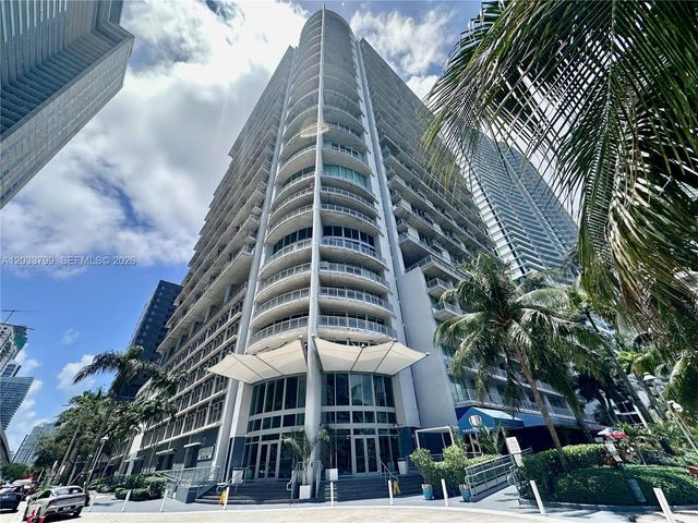 690 SW 1st Court 1213, Miami, FL 33130