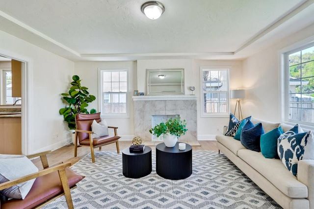 2220 Ralmar Avenue, East Palo Alto, CA 94303
