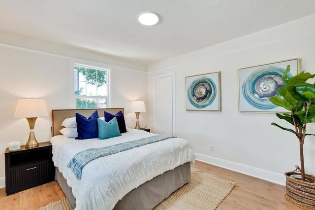 2220 Ralmar Avenue, East Palo Alto, CA 94303