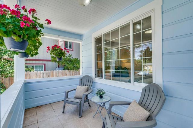 2220 Ralmar Avenue, East Palo Alto, CA 94303