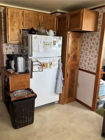1350 Denton St, Hempfield Twp, PA 15601