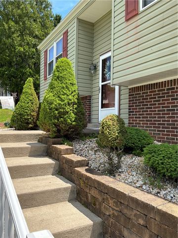 1350 Denton St, Hempfield Twp, PA 15601