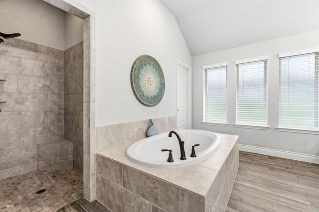 329 Sundance Peak Drive, Montgomery, TX 77316