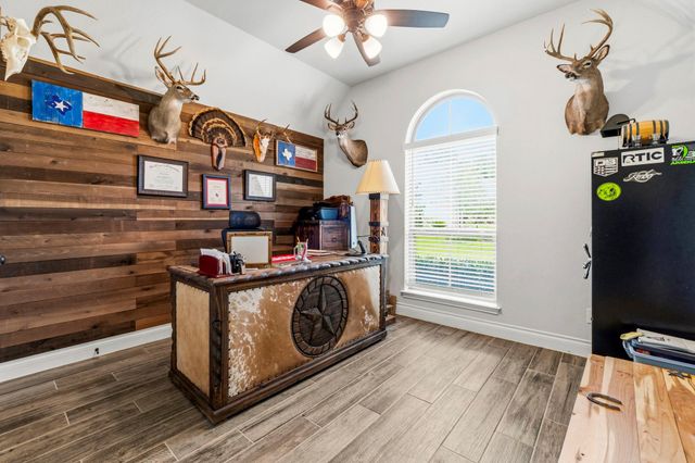 329 Sundance Peak Drive, Montgomery, TX 77316
