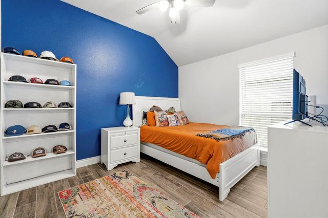 329 Sundance Peak Drive, Montgomery, TX 77316