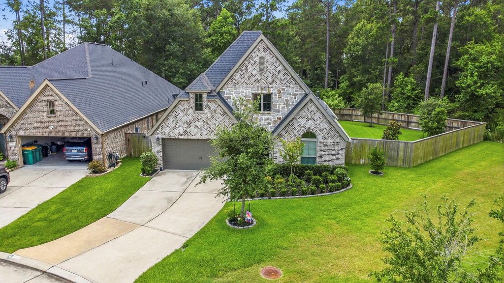329 Sundance Peak Drive, Montgomery, TX 77316