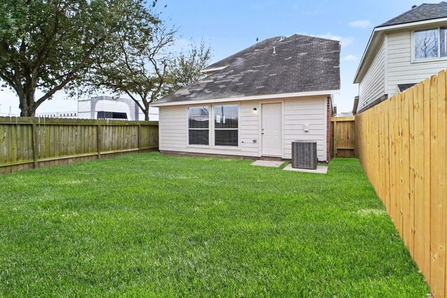 10523 W Linsley Lane, Houston, TX 77034