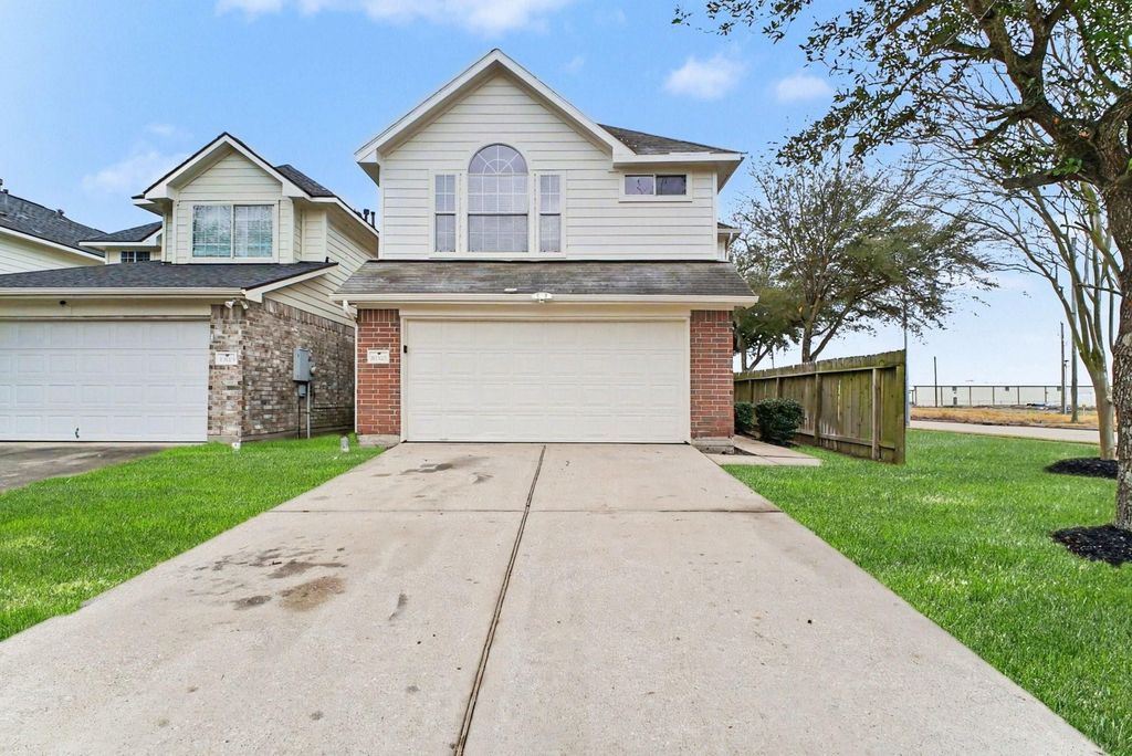 10523 W Linsley Lane, Houston, TX 77034