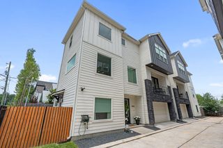 1207 E 24th Street A, Houston, TX 77009