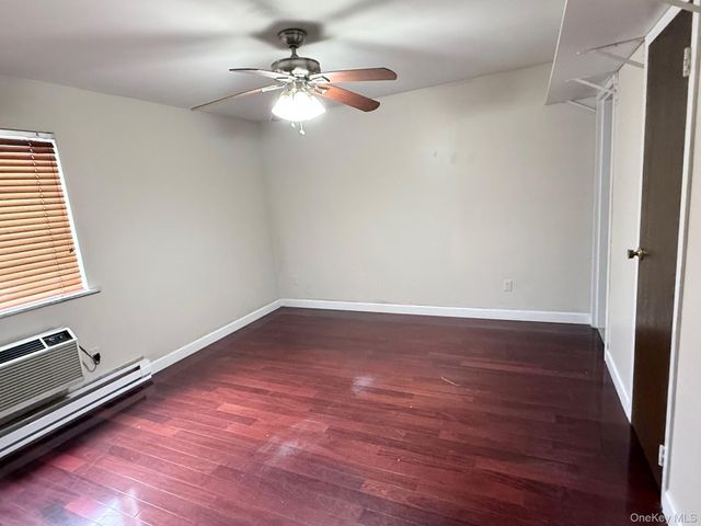 530 Hudson Avenue A3, Cedarhurst, NY 11516