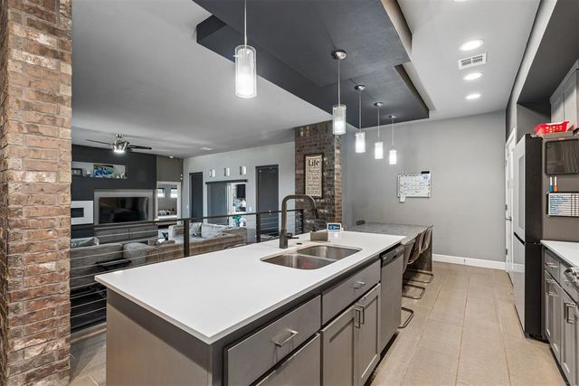 17336 Shadow Hawk Lane, Edmond, OK 73012