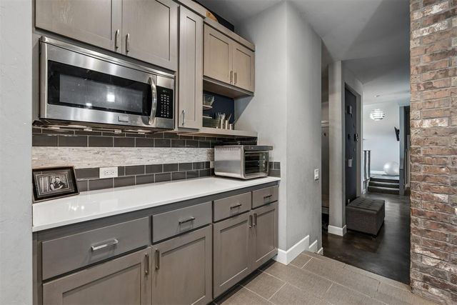 17336 Shadow Hawk Lane, Edmond, OK 73012