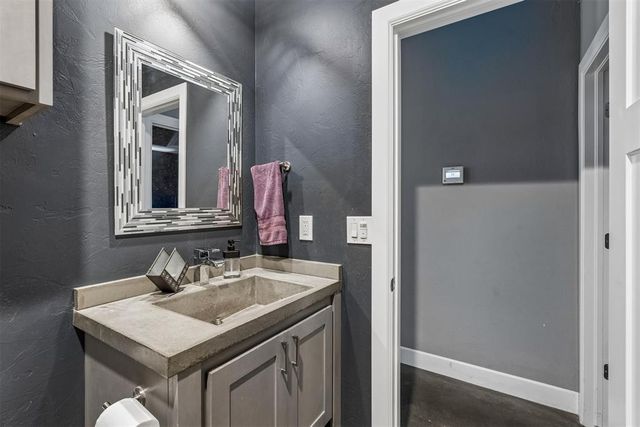 17336 Shadow Hawk Lane, Edmond, OK 73012