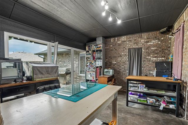 17336 Shadow Hawk Lane, Edmond, OK 73012