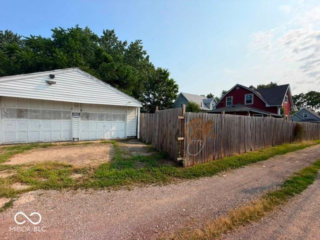 1020 King Avenue, Indianapolis, IN 46222