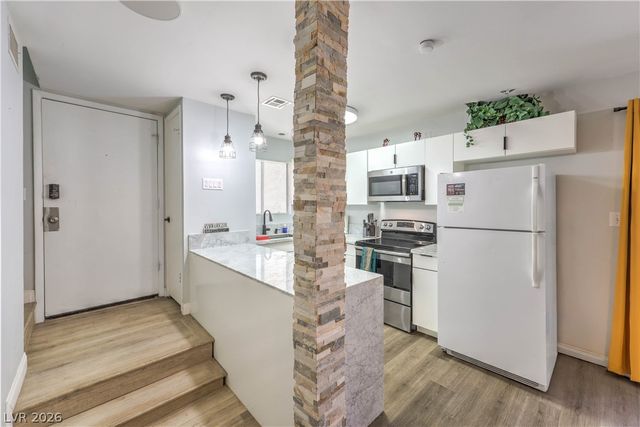 5045 Spencer Street B, Las Vegas, NV 89119