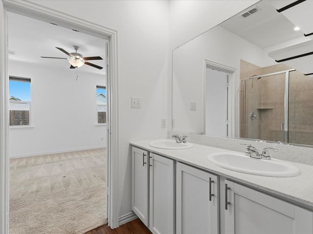 2137 Whispering Sage Boulevard, Royse City, TX 75189