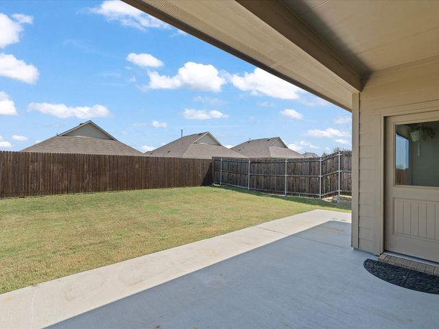 2137 Whispering Sage Boulevard, Royse City, TX 75189