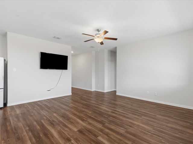 2137 Whispering Sage Boulevard, Royse City, TX 75189