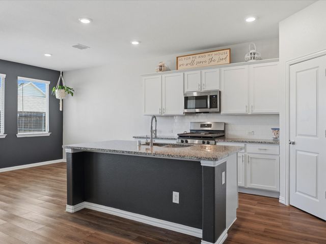 2137 Whispering Sage Boulevard, Royse City, TX 75189