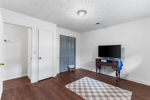 156 Parker Road, Calhoun, GA 30701