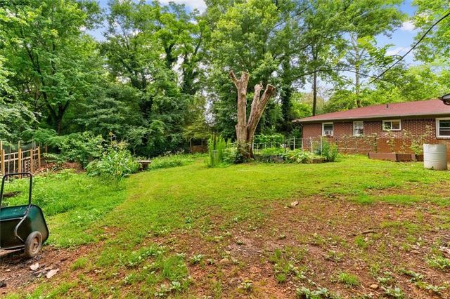 156 Parker Road, Calhoun, GA 30701