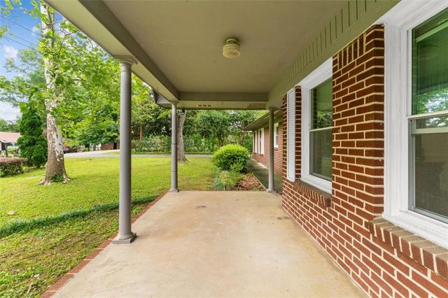 156 Parker Road, Calhoun, GA 30701
