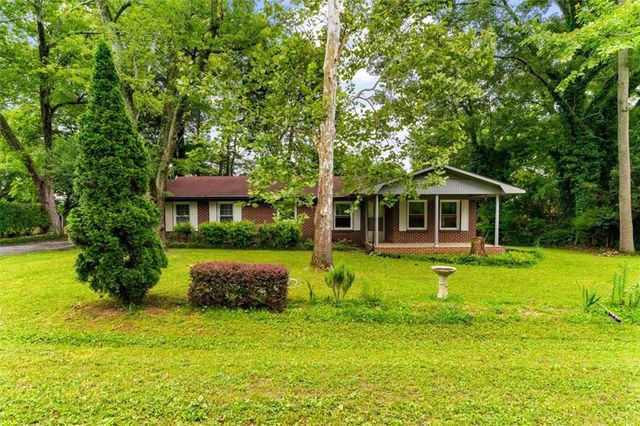 156 Parker Road, Calhoun, GA 30701