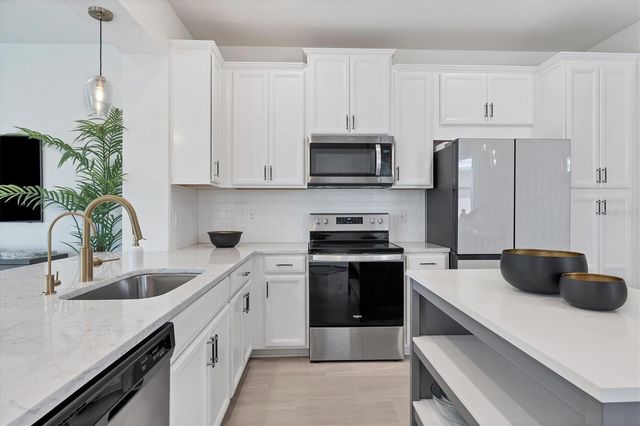 11956 SKY ACRES TERRACE, Bradenton, FL 34211