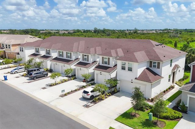 11956 SKY ACRES TERRACE, Bradenton, FL 34211